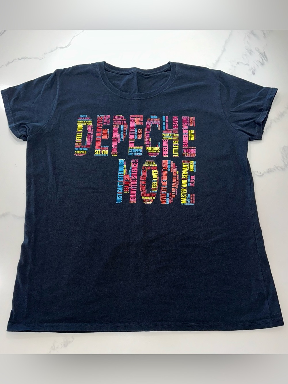 DEPECHE MODE SIZE L~GRAPHIC VINTAGE ROCK MUSIC CONCERT TEE T-SHIRT 80’s FASHION